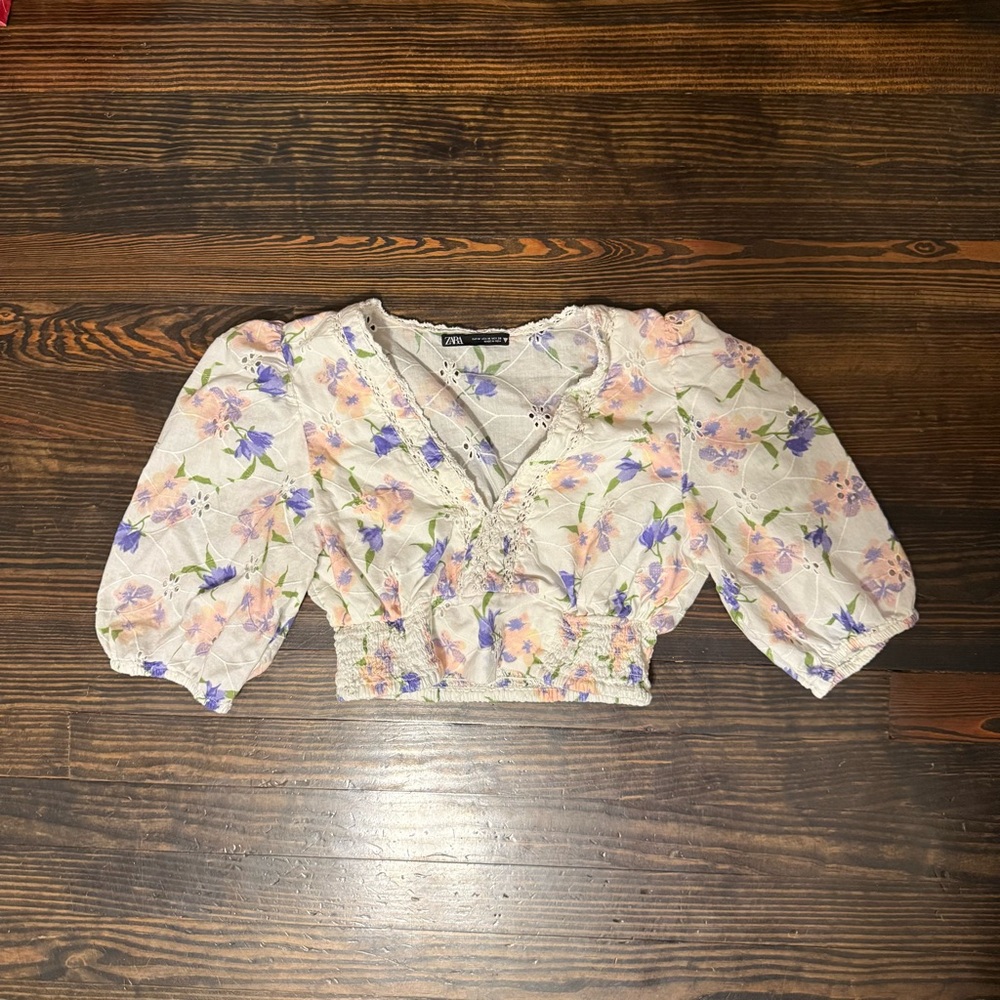 Zara Floral Puff Sleeve Blouse - Cream and Purple